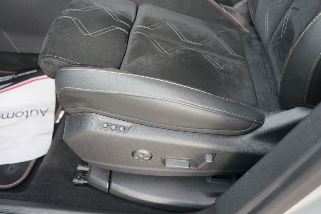 DS Automobiles DS7 (Crossback) 2024