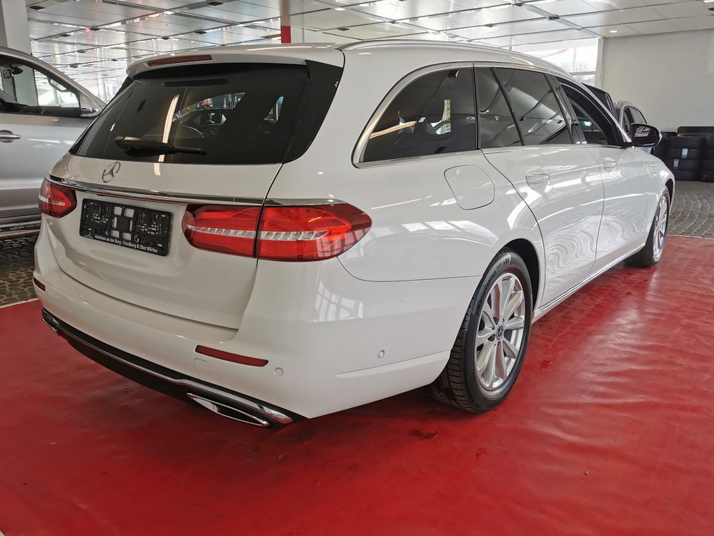 Mercedes-Benz E 200 2017