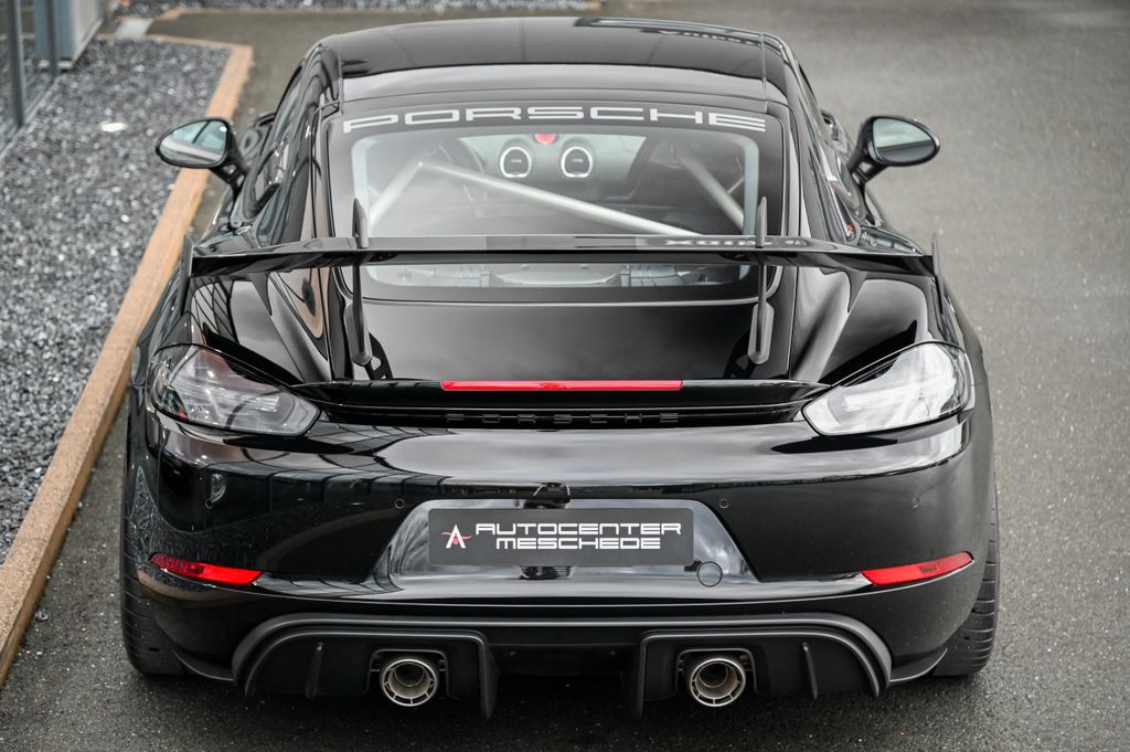 Porsche Cayman 2024