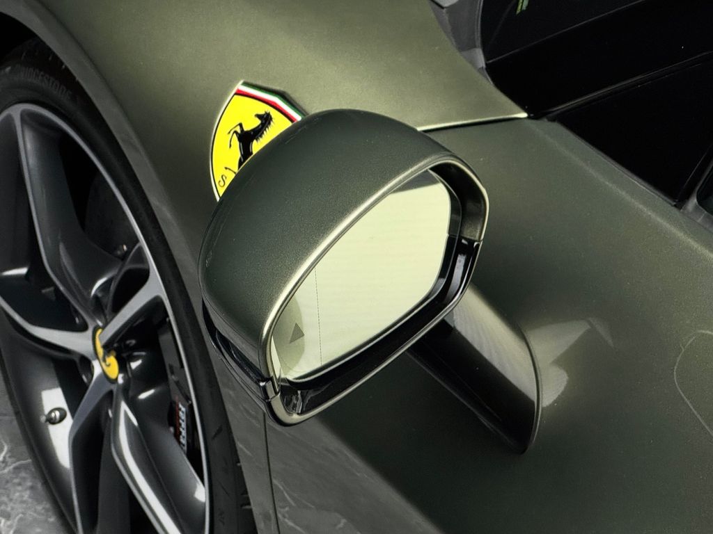 Ferrari 296 GTB 2023