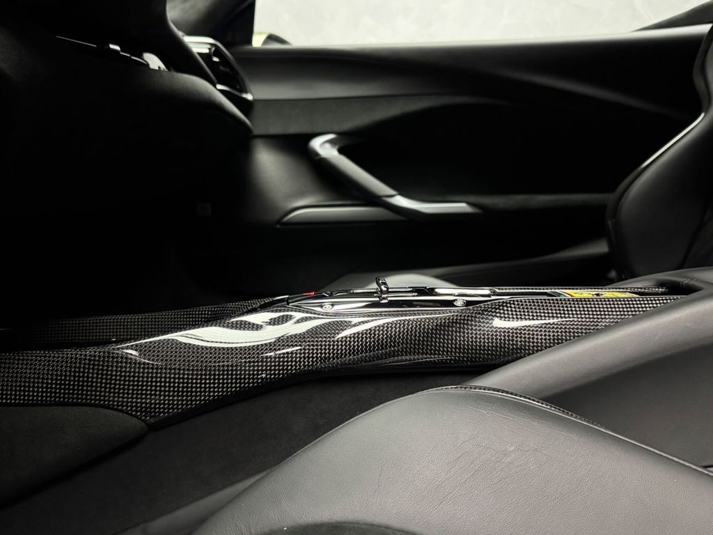 Ferrari 296 GTB 2023