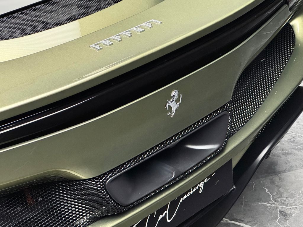 Ferrari 296 GTB 2023