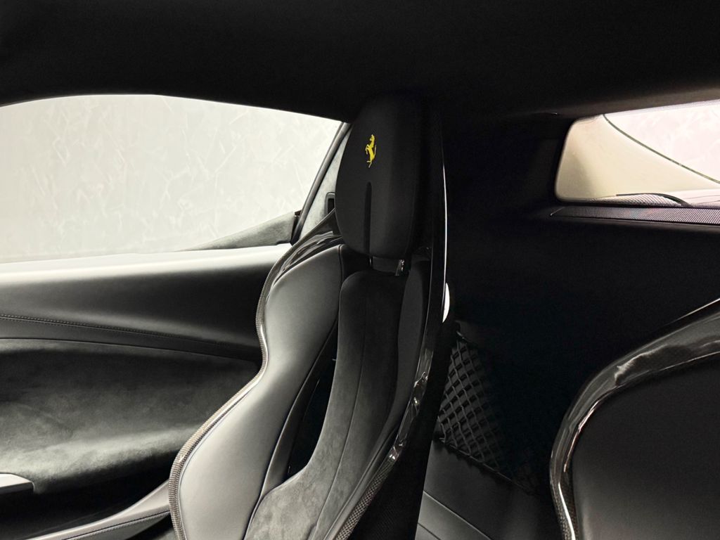 Ferrari 296 GTB 2023