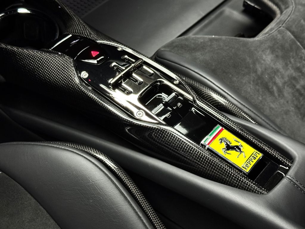 Ferrari 296 GTB 2023