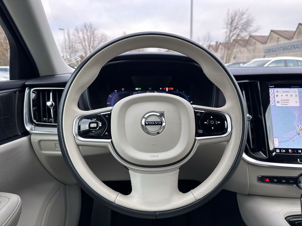 Volvo V60 2022