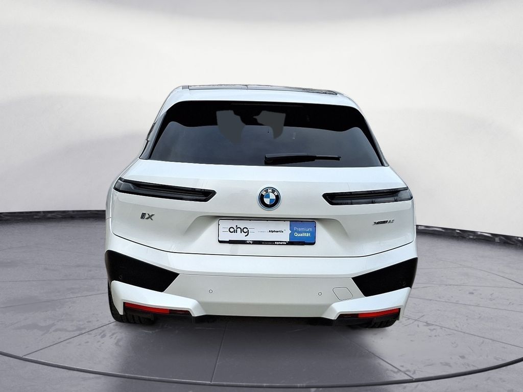 BMW iX 2022