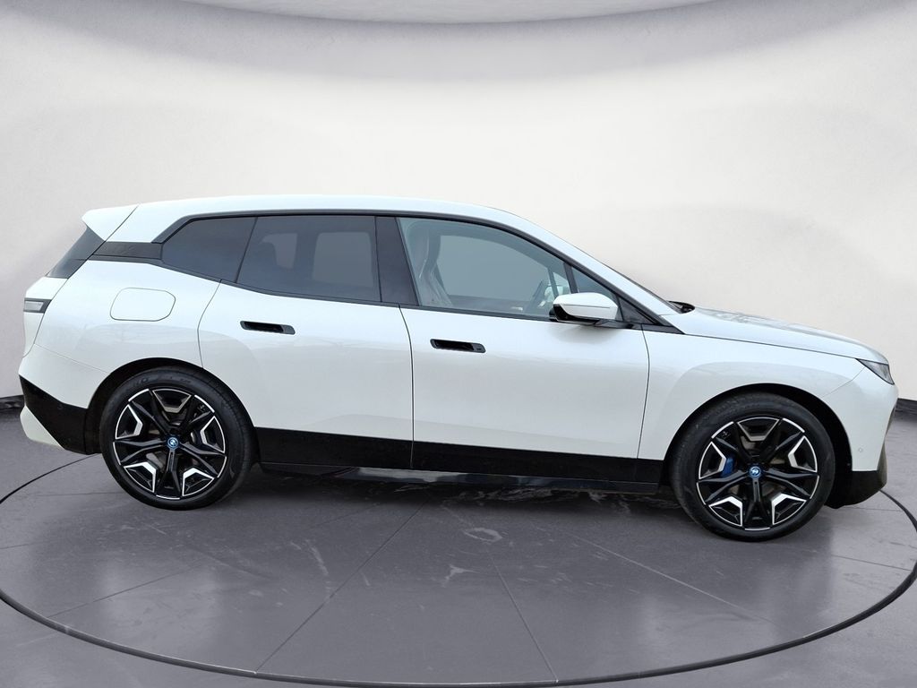 BMW iX 2022