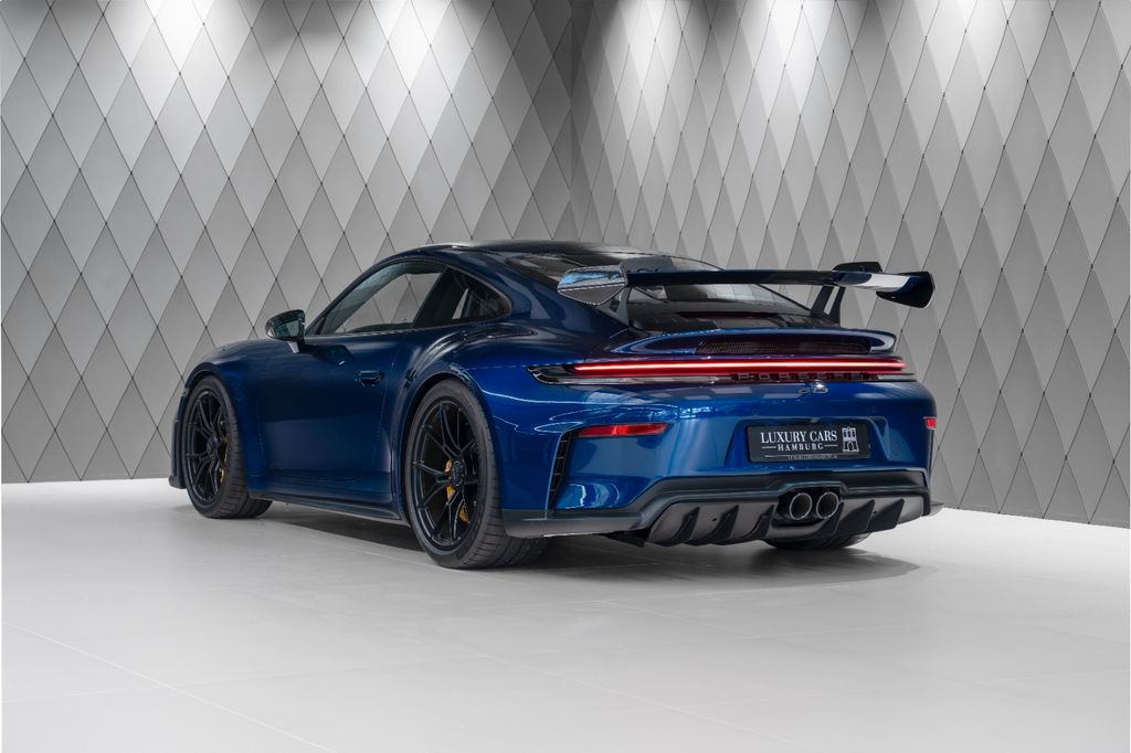 Porsche 992 2025