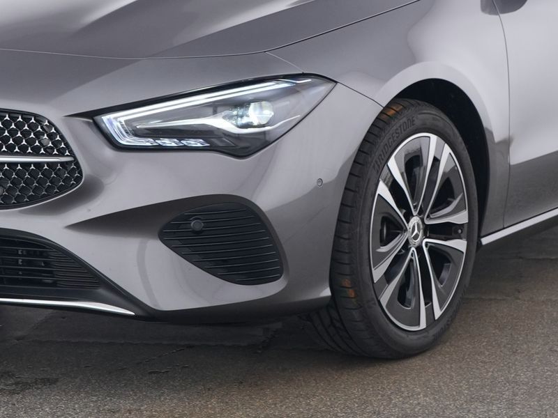 Mercedes-Benz CLA 180 2025