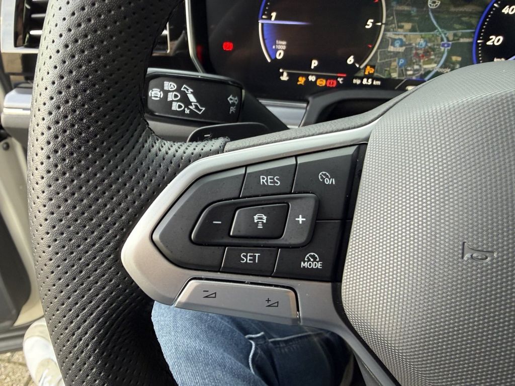 Volkswagen Touareg 2025