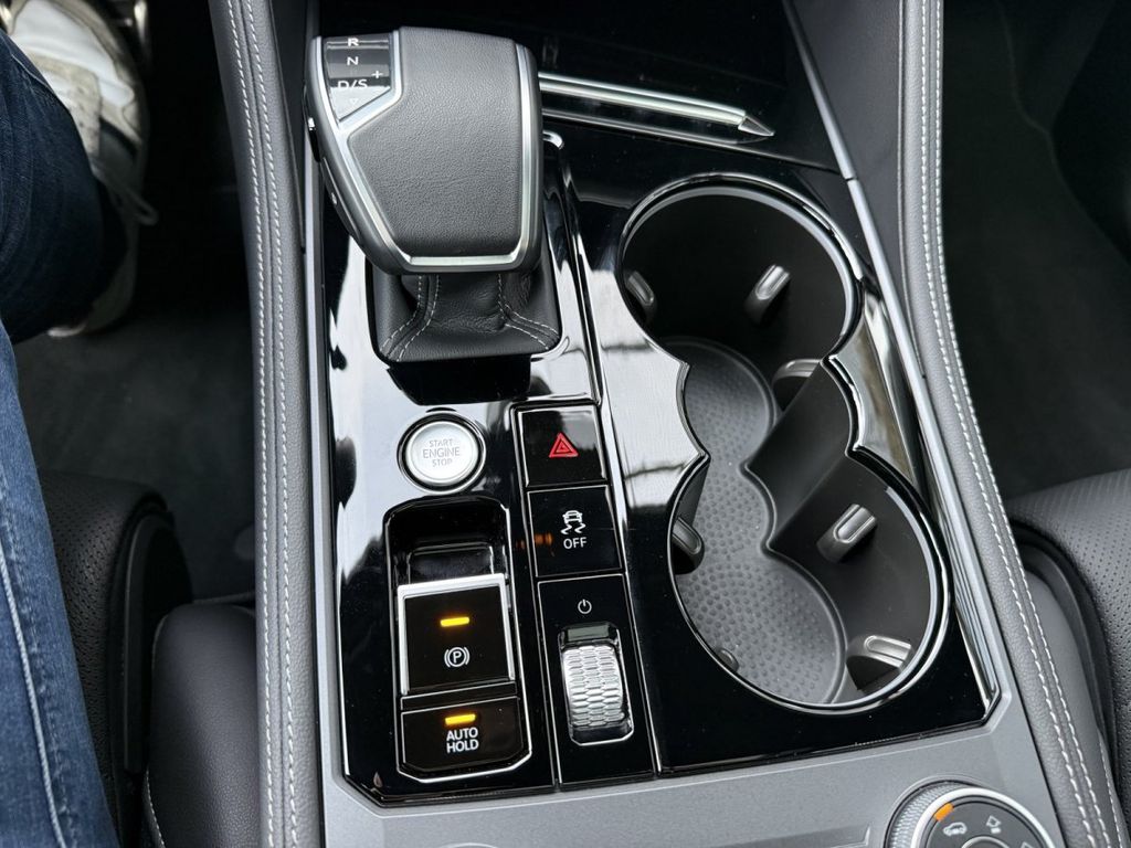 Volkswagen Touareg 2025