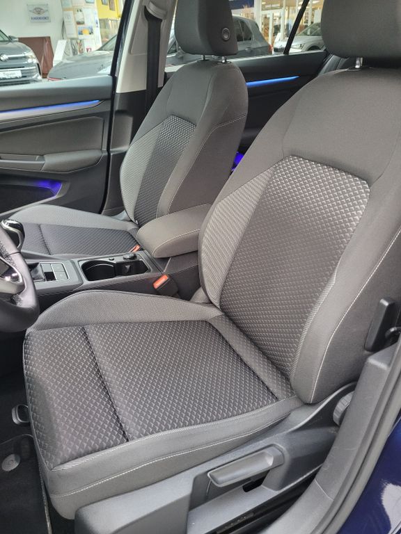 Volkswagen Golf 2021