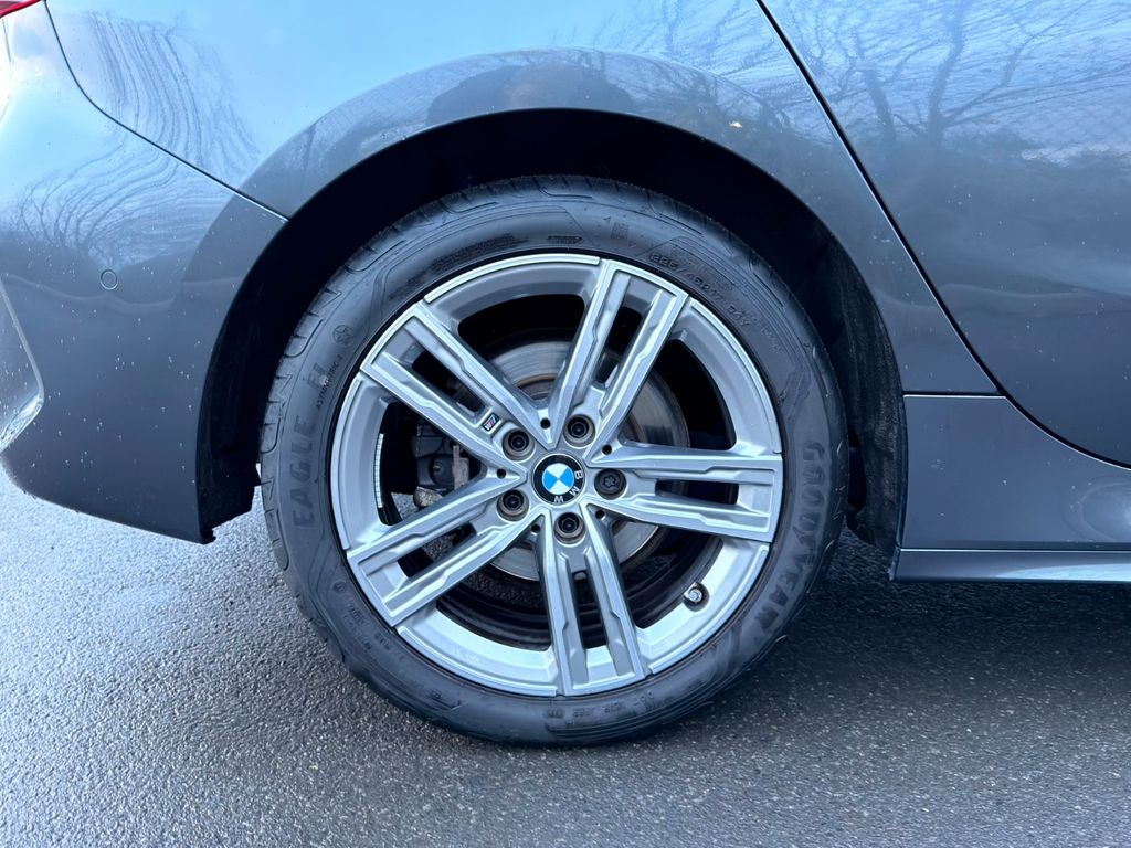 BMW 118 2021