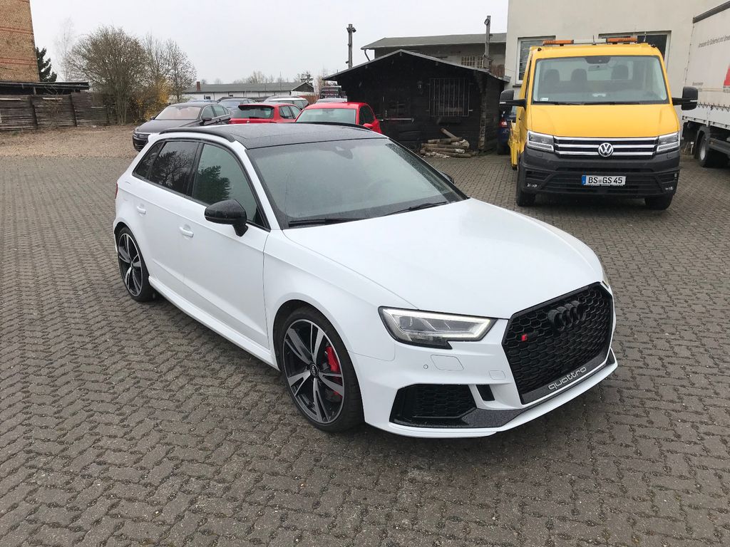 Audi RS3 2019
