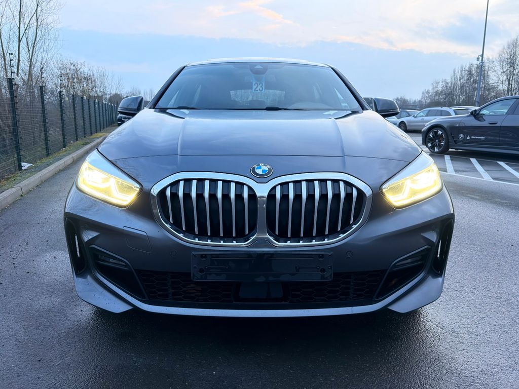 BMW 118 2021