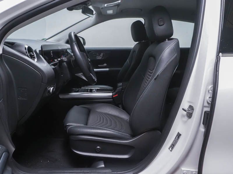 Mercedes-Benz GLA 200 2024