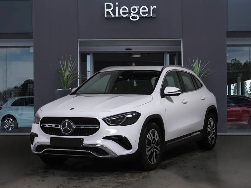 Mercedes-Benz GLA 200 2024