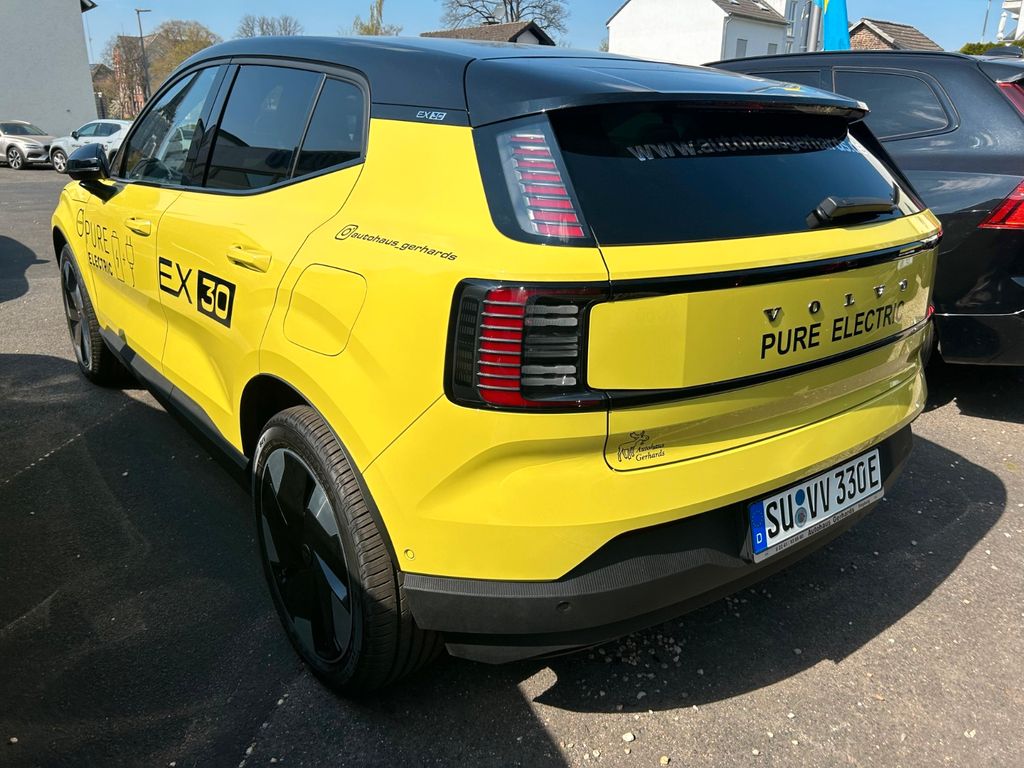 Volvo EX30 2025