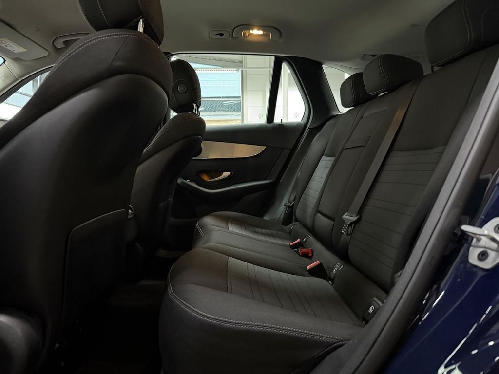 Mercedes-Benz GLC 300 2021