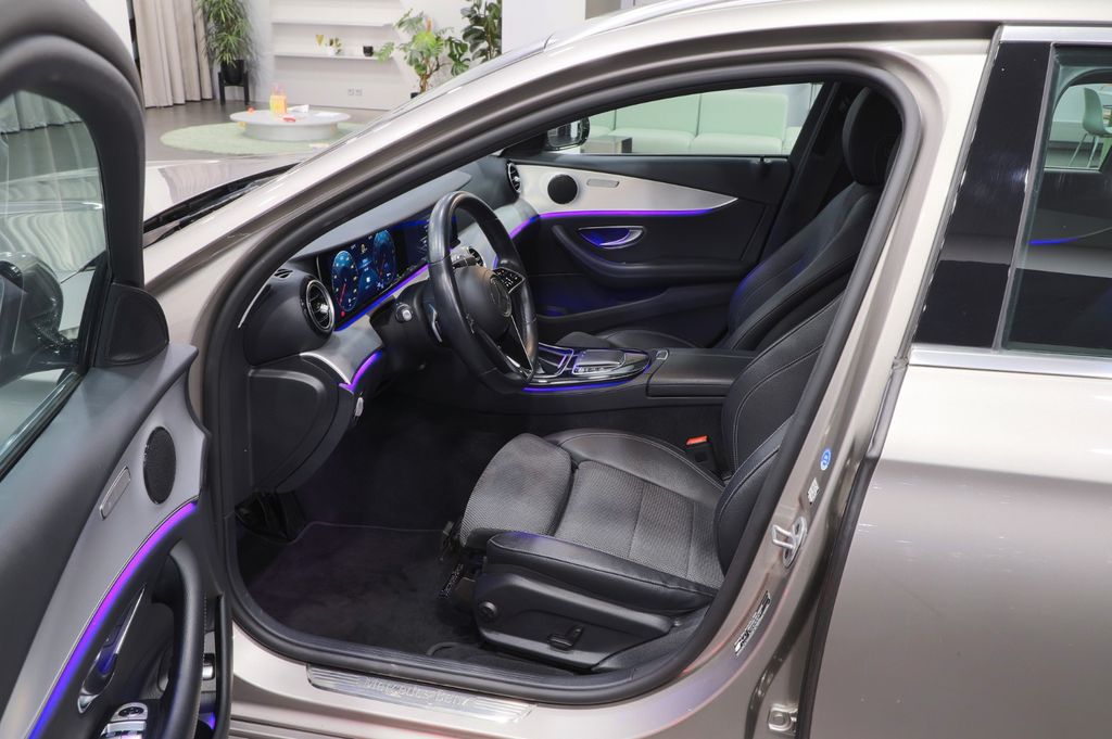 Mercedes-Benz E 300 2022