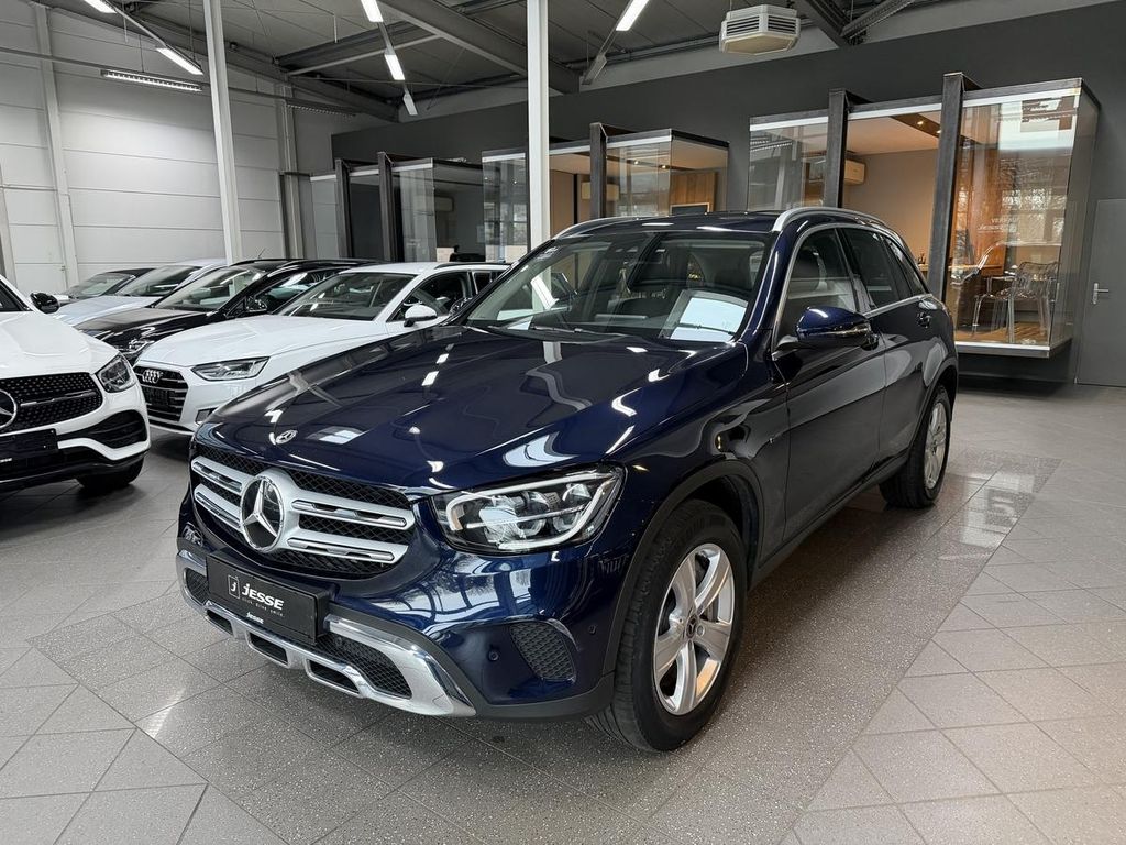 Mercedes-Benz GLC 300 2021