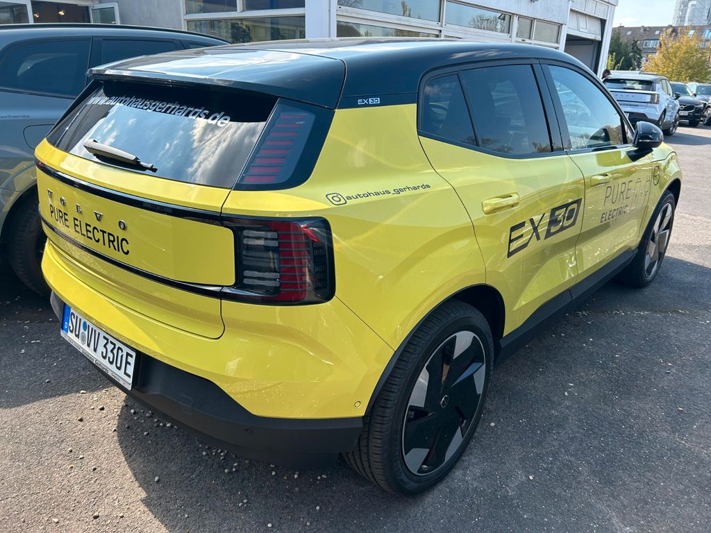 Volvo EX30 2025