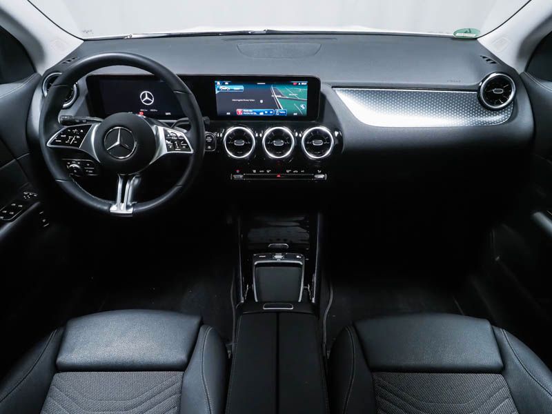 Mercedes-Benz GLA 200 2024