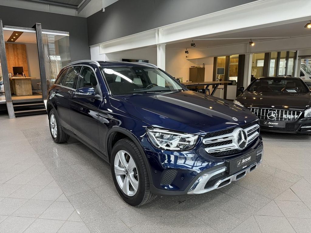 Mercedes-Benz GLC 300 2021