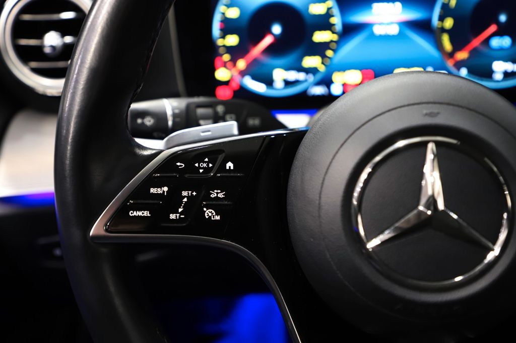 Mercedes-Benz E 300 2022