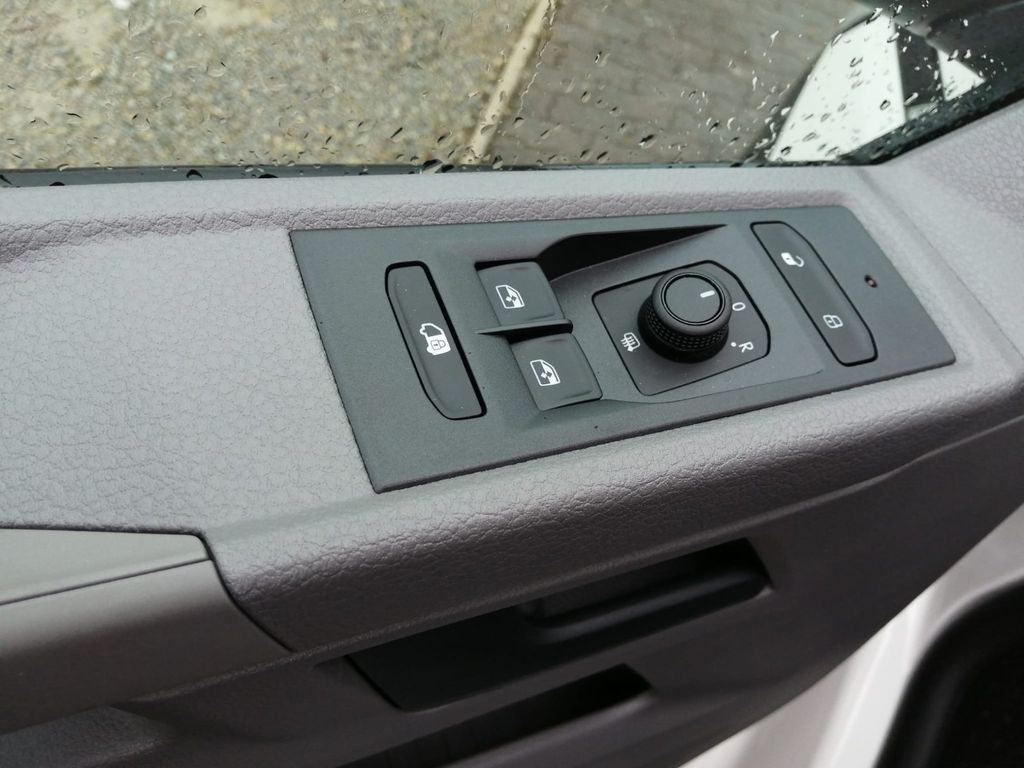 Volkswagen T6 Transporter 2024