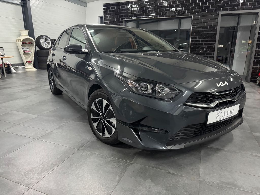 Kia cee'd / Ceed 2024