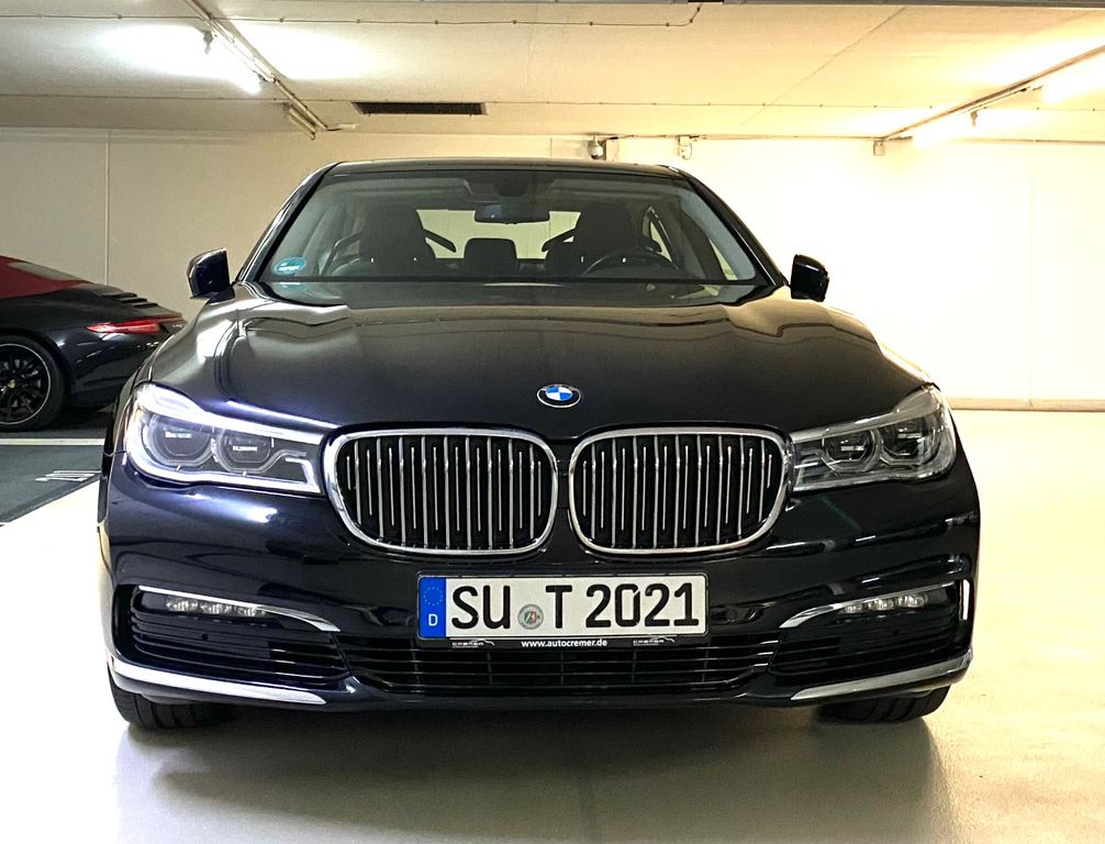 BMW 730 2016