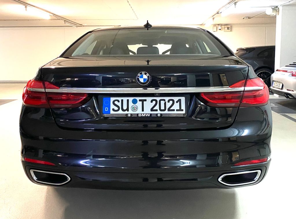 BMW 730 2016