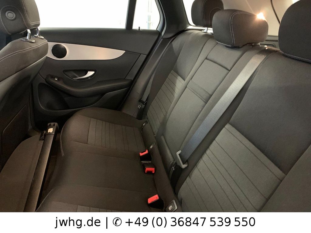 Mercedes-Benz GLC 300 2022