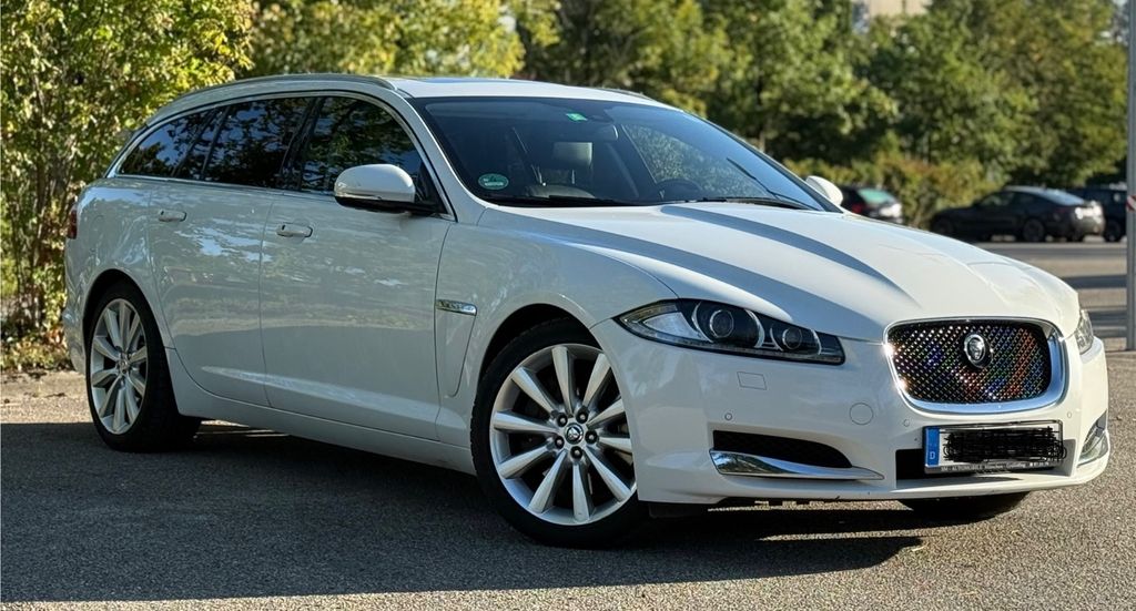 Jaguar XF 2013