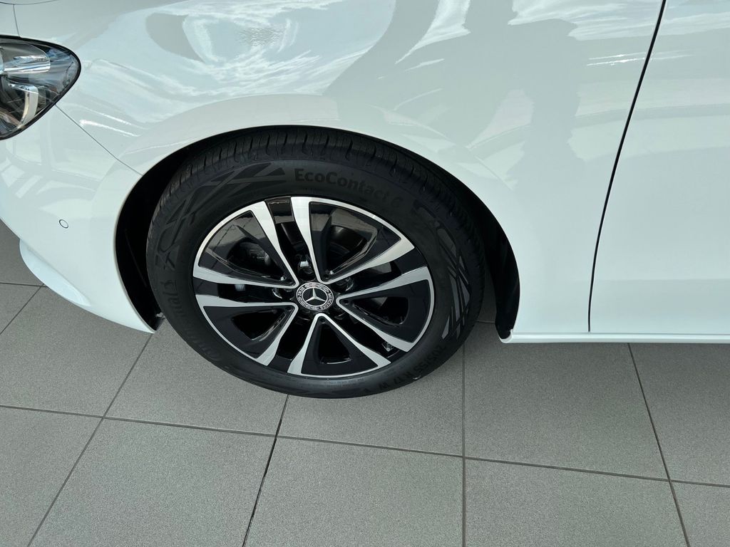 Mercedes-Benz B 200 2024