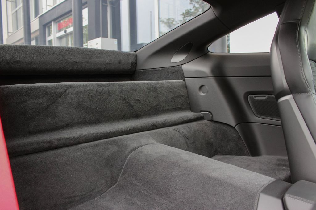 Porsche 992 2023