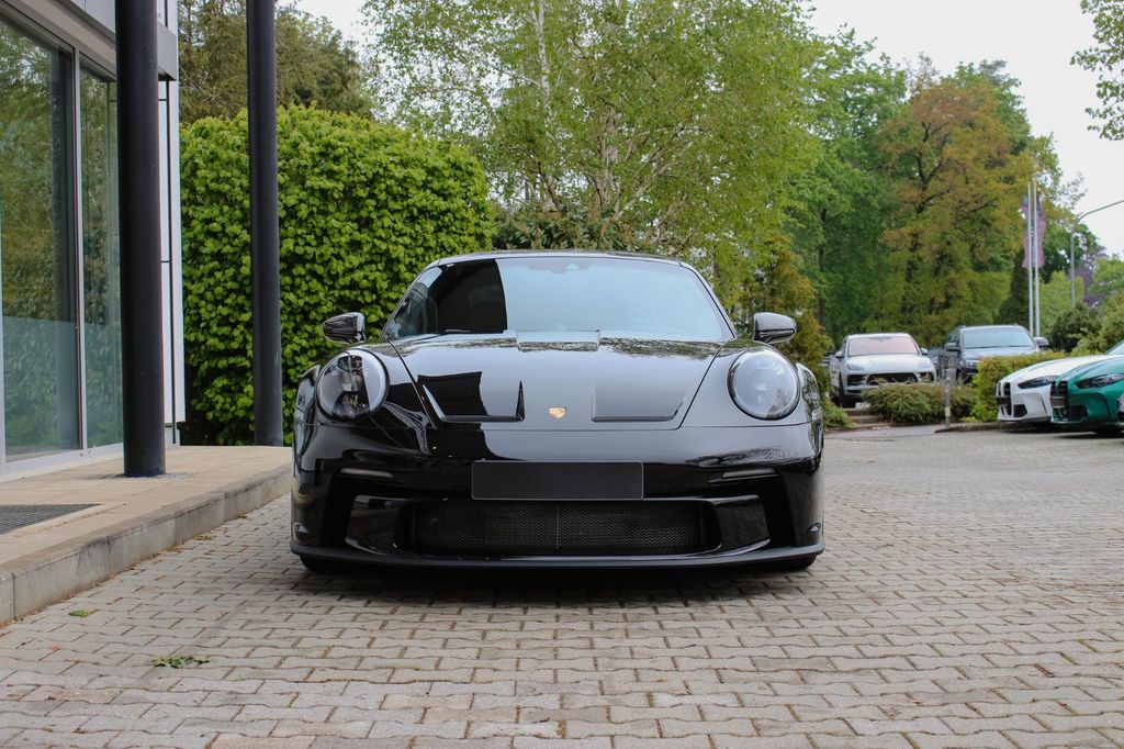 Porsche 992 2023