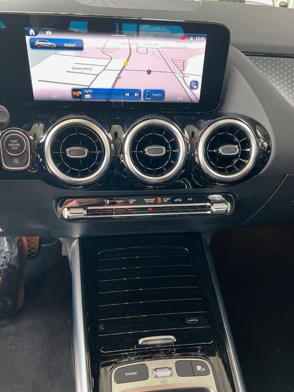 Mercedes-Benz B 200 2024