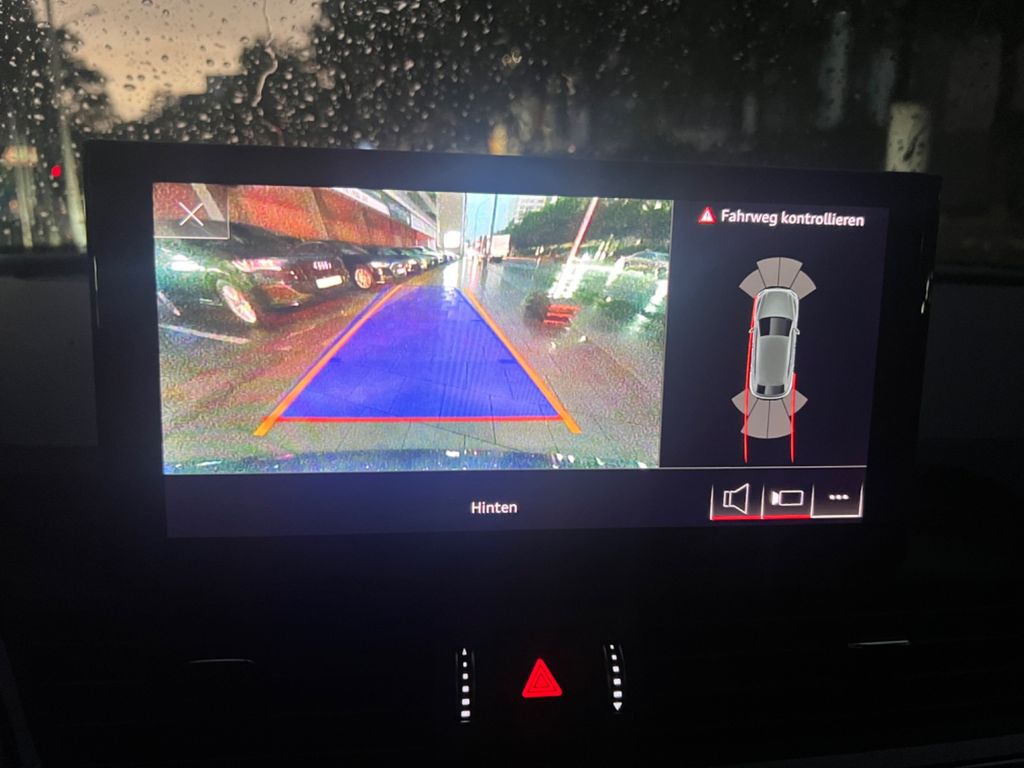 Audi SQ5 2021