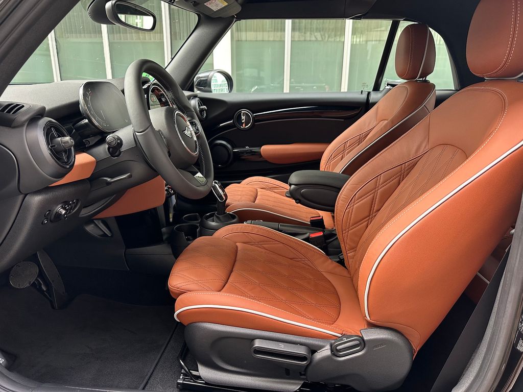 MINI Cooper S Cabrio 2024