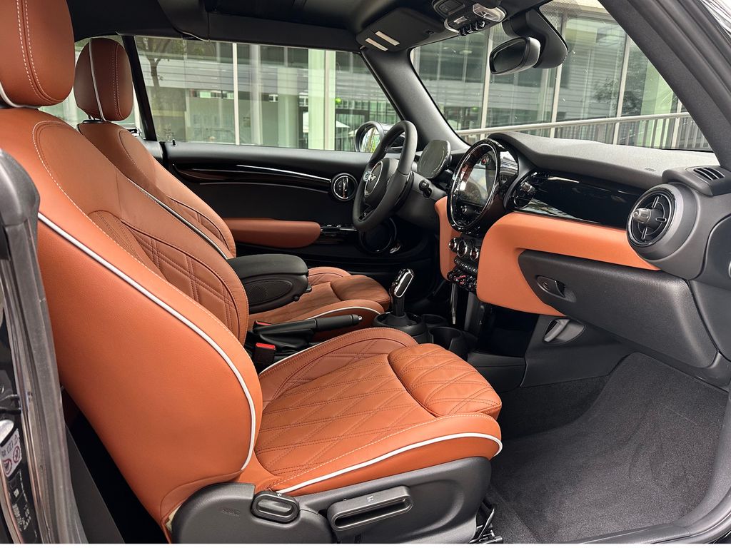 MINI Cooper S Cabrio 2024