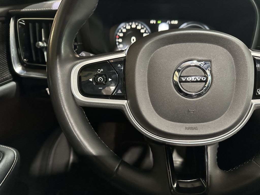 Volvo V60 2021