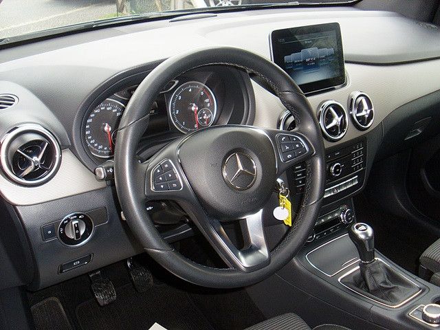 Mercedes-Benz B 180 2017