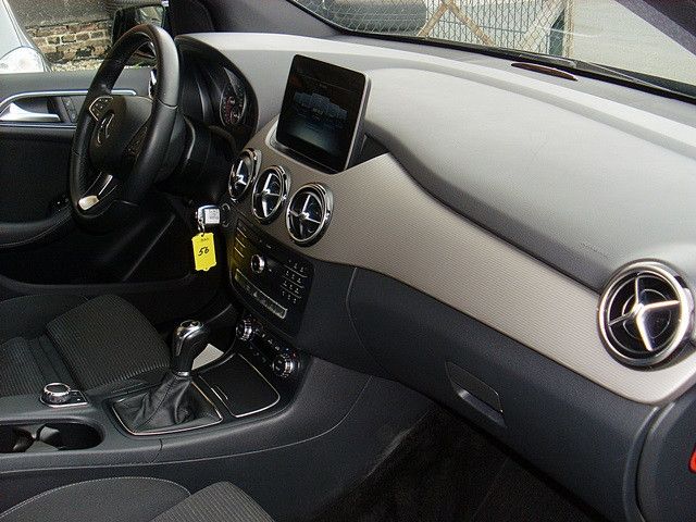 Mercedes-Benz B 180 2017