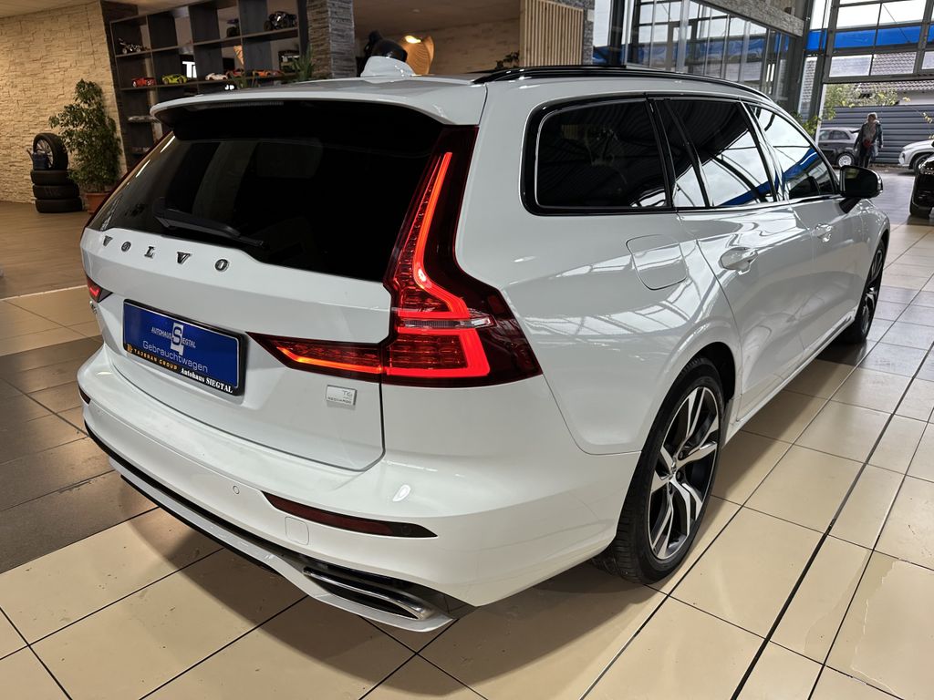 Volvo V60 2021