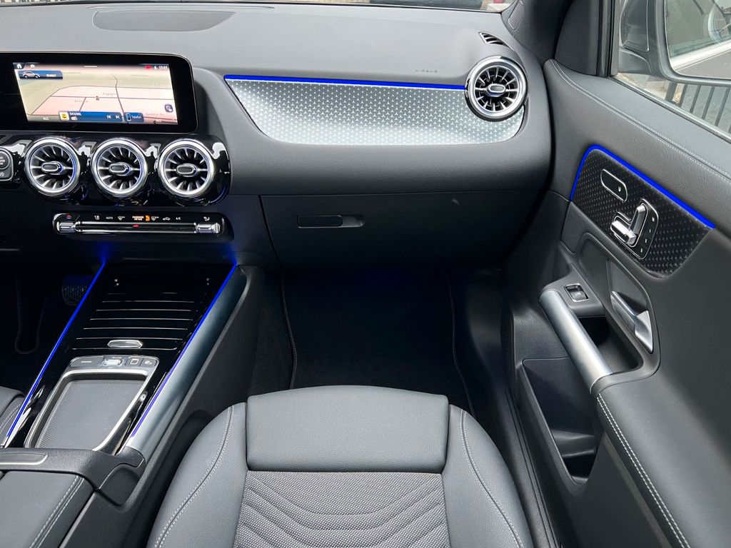 Mercedes-Benz GLA 250 2025