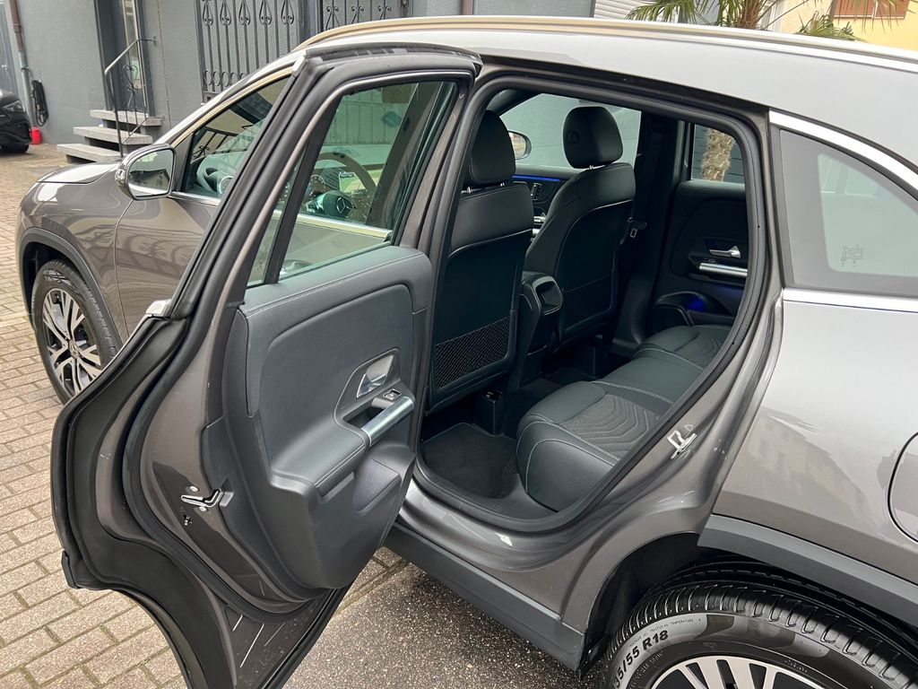 Mercedes-Benz GLA 250 2025