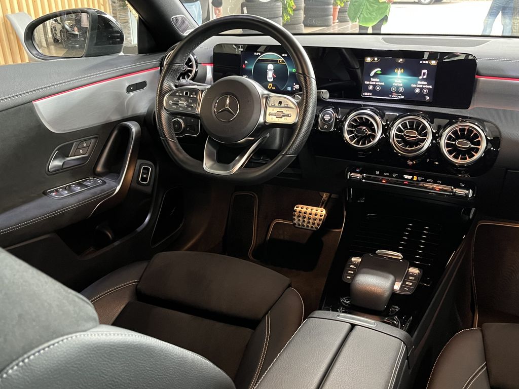 Mercedes-Benz CLA 200 2021