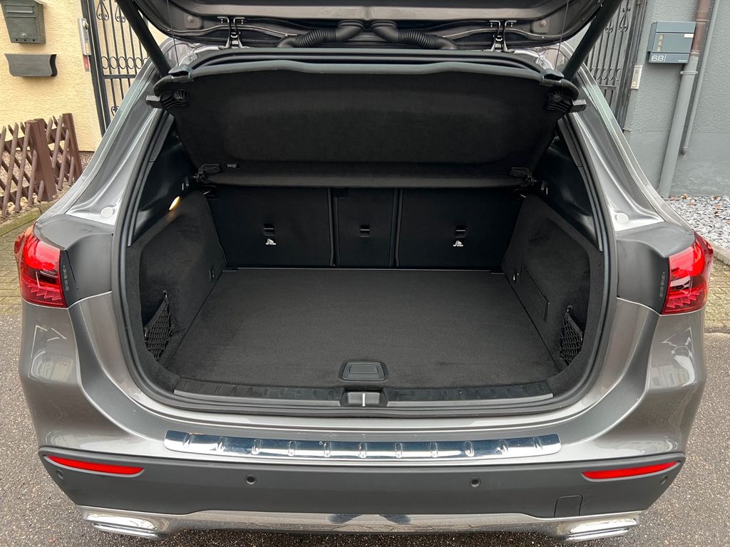 Mercedes-Benz GLA 250 2025